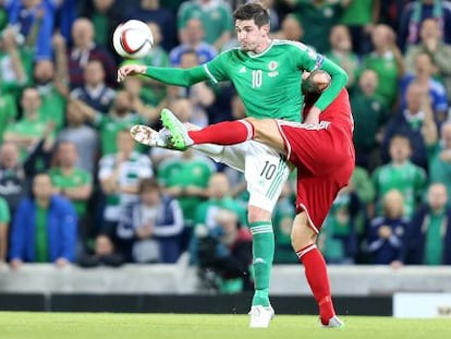 Lafferty anotó un gol vital para Irlanda del Norte frente a Hungría (1-1).