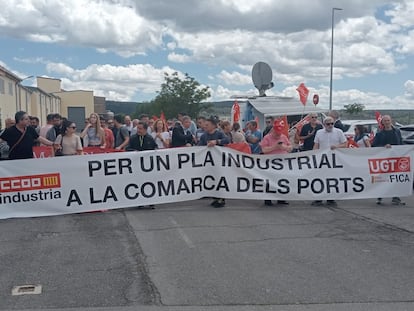 Una de las protestas convocadas el pasado mes de junio por los trabajadores en Vilafranca (Castellón) contra el cierre de Marie Claire.