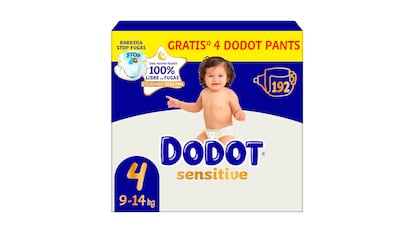 Ofertas de primavera productos de limpieza sobre fondo blanco.