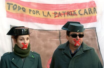 Concentración de protesta por las condiciones laborales de los guardias civiles en Madrid, convocada por la Plataforma por la Dignidad de los Guardias Civiles, para dar a conocer la problemática laboral y social de los agentes de este cuerpo.