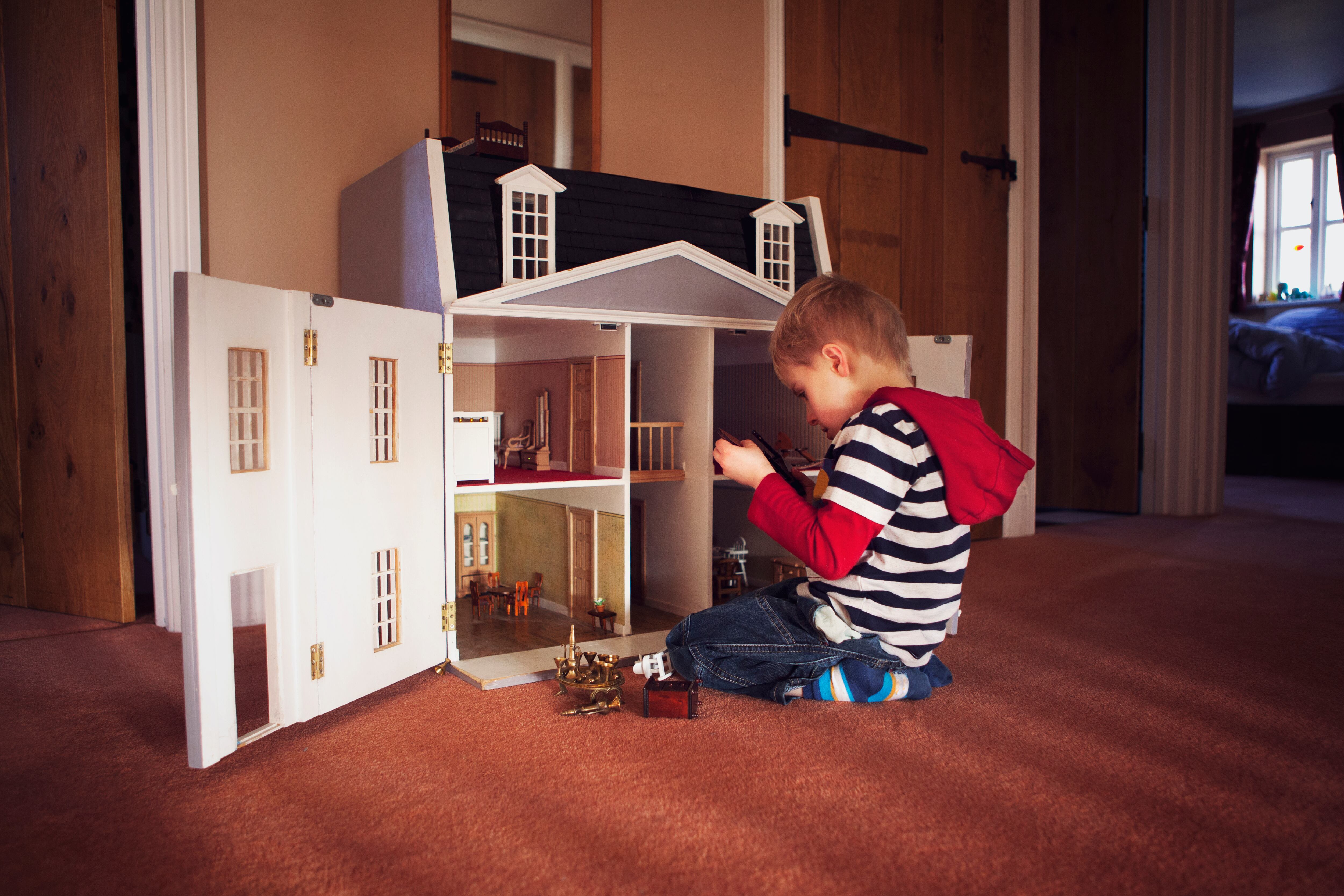 Qué pueden hacer los padres para criar niños más libres e igualitarios