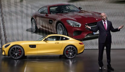 El presidente de Mercedes-Benz y del consejo de administración de Daimler, Dieter Zetsche, en la presentación del nuevo Mercedes-AMG GT.