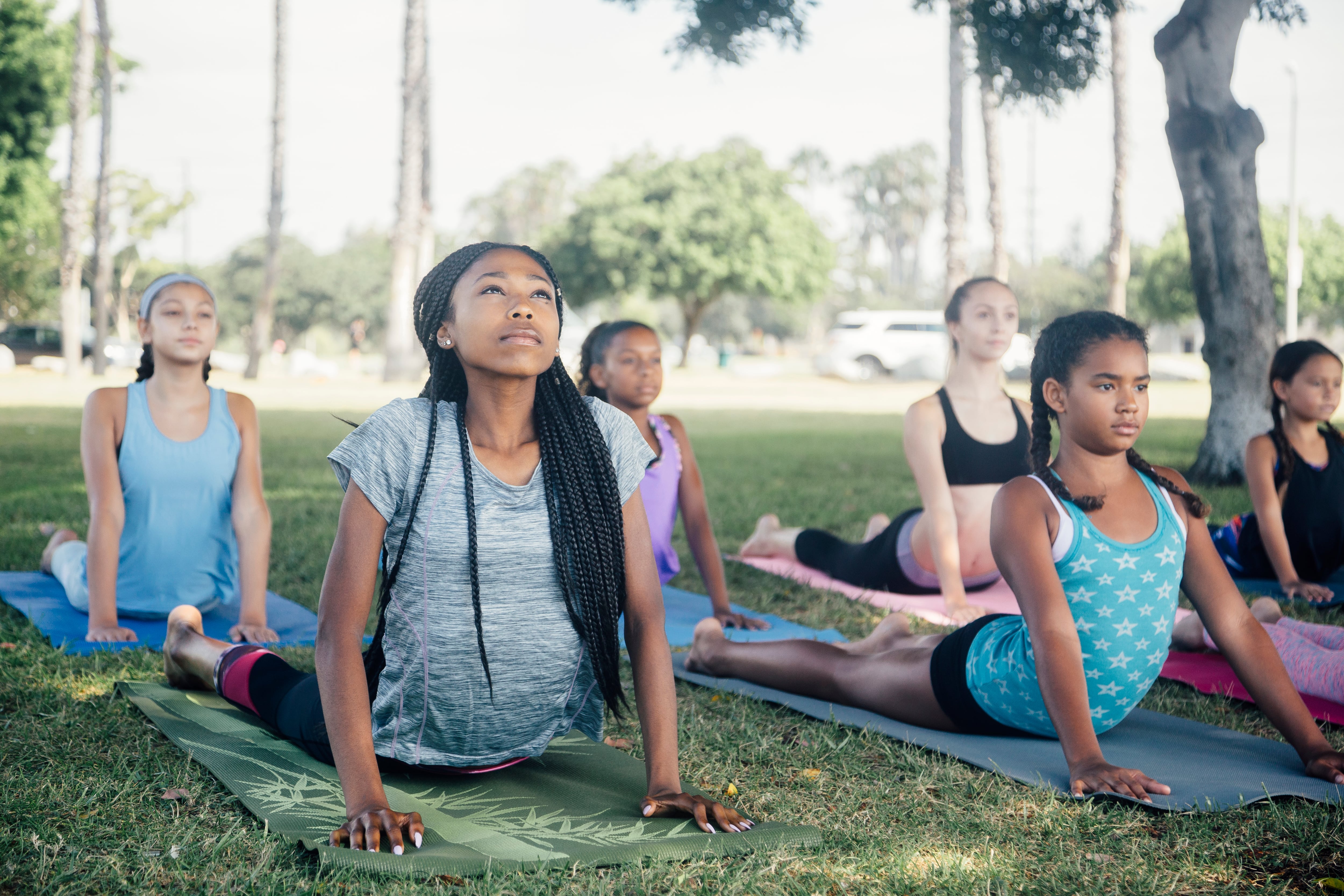 Yoga para adolescentes: una práctica terapéutica para descubrirse a ellos mismos