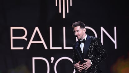 Lionel Messi se prepara para receber sua sétima Bola de Ouro.