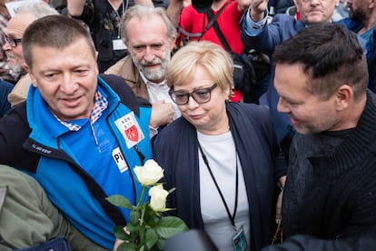 La presidenta del Supremo polaco, Malgorzata Gersdorf, acude a trabajar al Trbunal Supermo de Polonia.