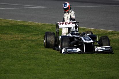 Barrichello abandona en el último GP de España.