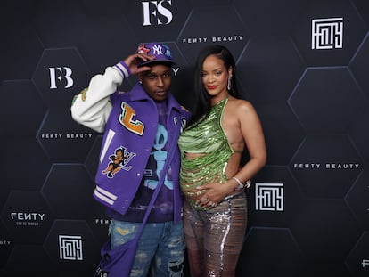 ASAP Rocky y Rihanna, en una fiesta en febrero de 2022 en Los Ángeles, California.