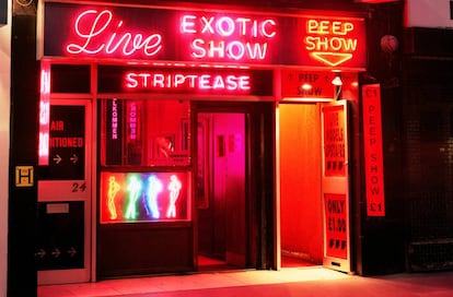 Club de 'striptease' en el Soho de Londres.