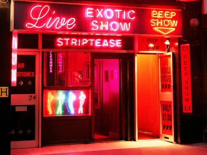 Club de 'striptease' en el Soho de Londres.