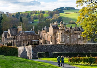 Abbotsford, a las afueras de la localidad escocesa de Melrose, es la finca en la que vivió Walter Scott.