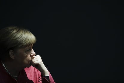 La canciller Angela Merkel, durante el debate sobre el presupuesto de Alemania para el año 2021 en el Bundestag, en Berlín (Alemania).