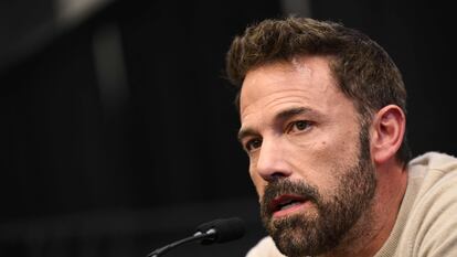 Ben Affleck speaks en una rueda de prensa para presentar su nueva película 'Air', en febrero de 2023.