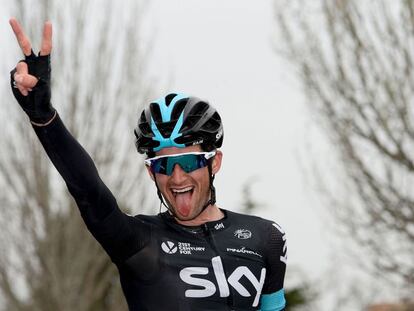 Poels celebra su triunfo en la etapa de la Volta.