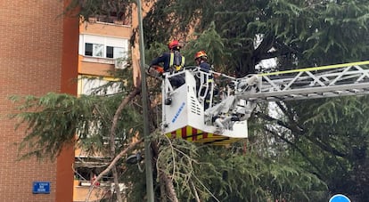 Fuerte tormenta en el sur de Madrid: más de 400 incidencias, varios heridos y daños materiales.