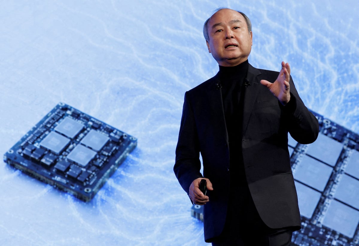 SoftBank busca 100.000 millones de dólares entre inversores del Golfo Pérsico para sus aventuras en la IA