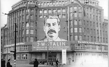 El edificio que acoge hoy el hotel Soho House Berlín ha pasado por mil aventuras: fue centro comercial, sede de las juventudes hitlerianas, centro de estudios marxistas...