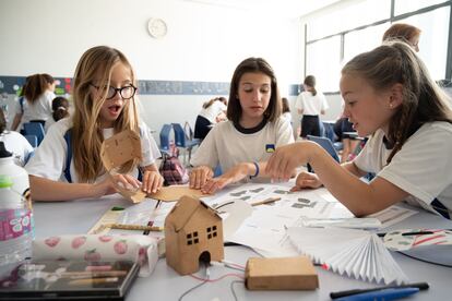 La Fundación Endesa busca contribuir al progreso de la sociedad, con la aportación de ideas que refuercen la convivencia necesaria para seguir avanzando.