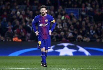 Lionel Messi durante el partido ante el Sporting en el Camp Nou.