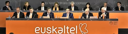 Consejo de administraci&oacute;n de Euskaltel durante la &uacute;ltima junta.