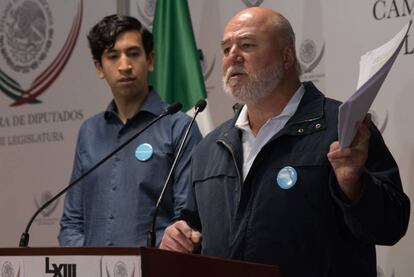 Los diputados Pedro Kumamoto y Manuel Clouthier en febrero.