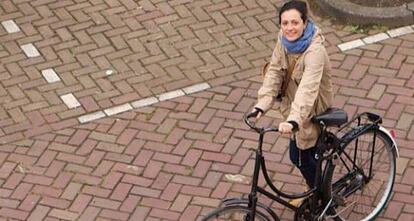 Ana Pinedo, una española de 26 años que ha emigrado a Holanda para trabajar en un hotel.