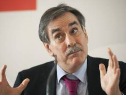 El portavoz de Economía del PSOE en el Congreso, Valeriano Gómez. EFE/Archivo