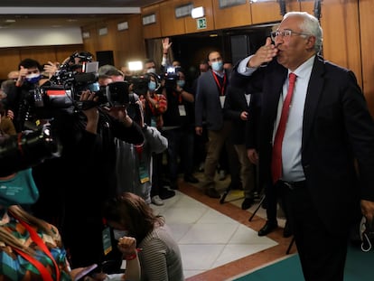 El candidato socialista António Costa agradece su victoria la noche del domingo en Lisboa.