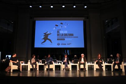 Los parcicipantes del foro 'El valor de la cultura. Reinventándo(nos) después de la pandemia', el miércoles en el Círculo de Bellas Artes.