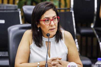 La consejera electoral Claudia Zavala.