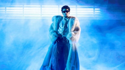 Bad Bunny en una presentación de los premios iHeartRadio, en Los Ángeles, California, el 17 de marzo de 2025.