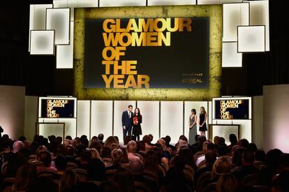 Nadia Murad recibe el premio a Mujer del año 2016 de Glamour, en Los Ángeles (EE UU), el 14 de noviembre de 2016.