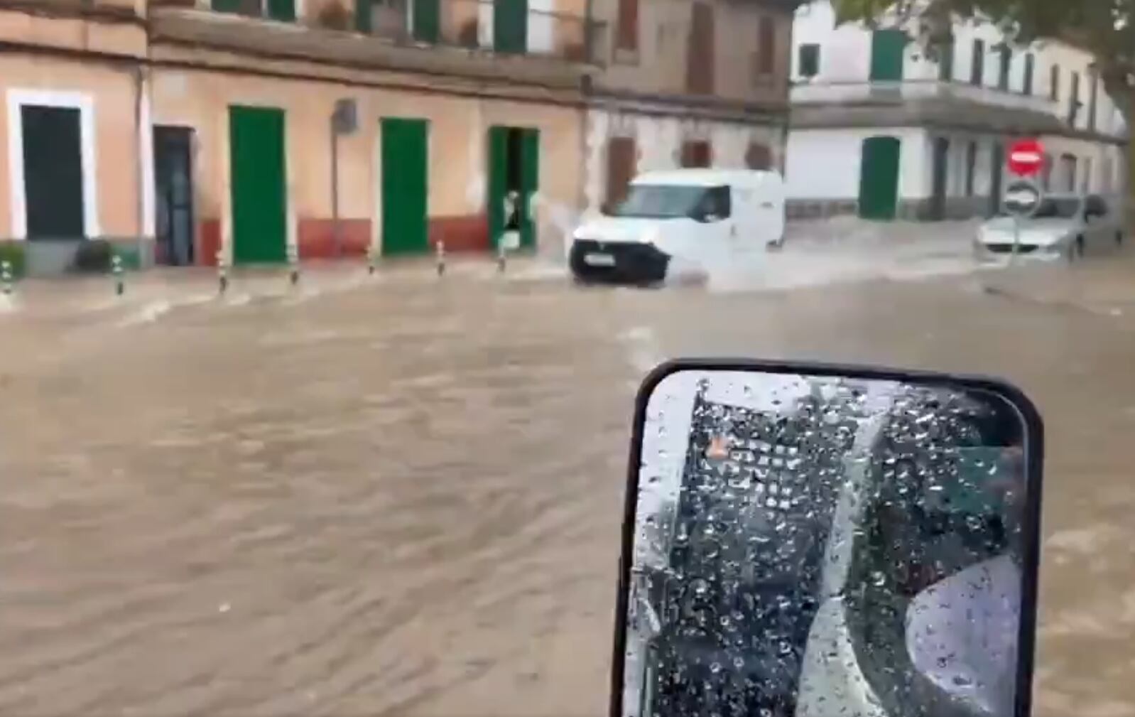 Muere una mujer de 63 años ahogada durante las fuertes lluvias en Felanitx (Mallorca)