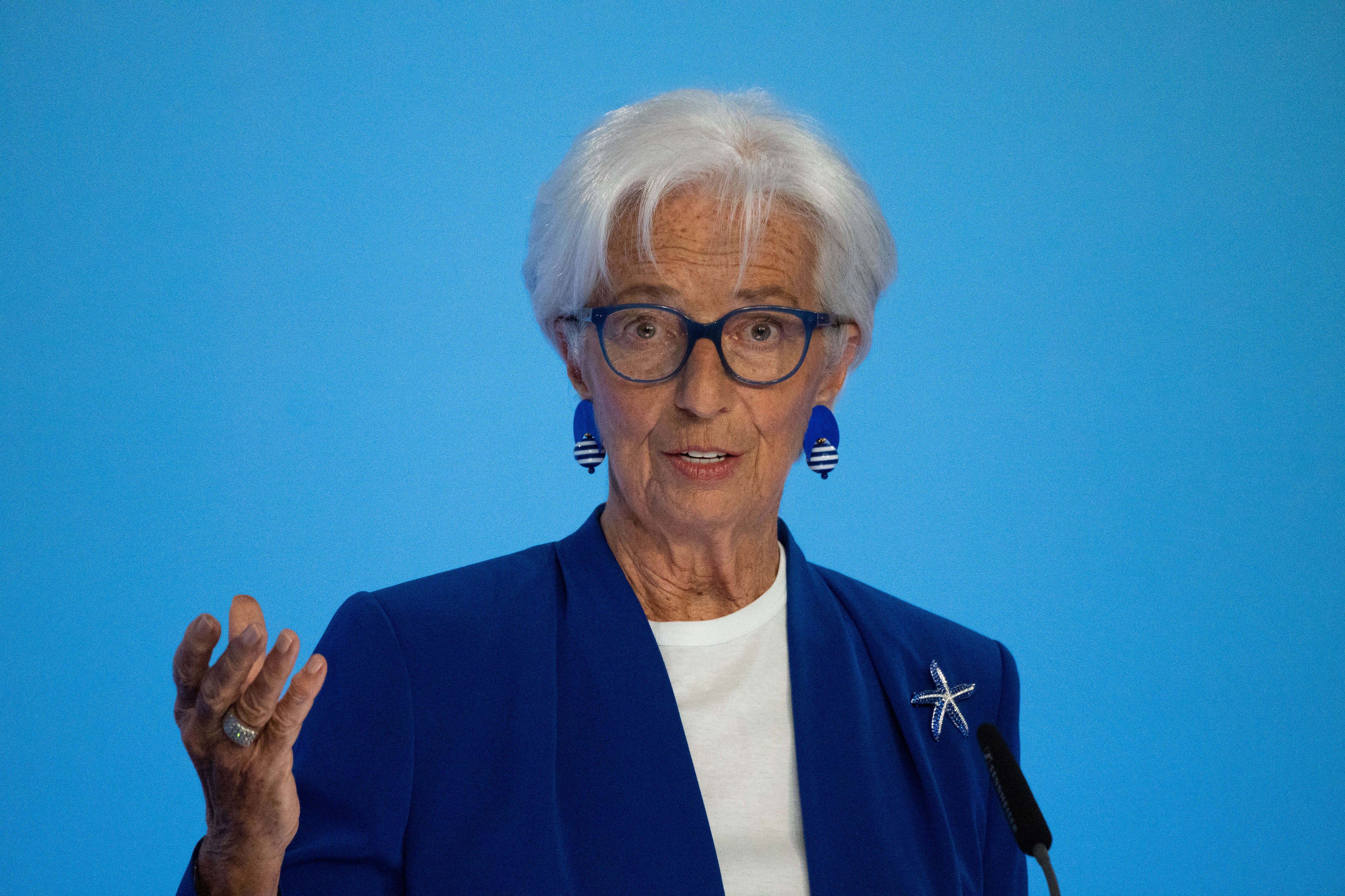Un alza de tipos que vale para todo: por qué la justifica Lagarde también si termina la guerra
