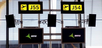 Pantallas en un aeropuerto espa&ntilde;ol.