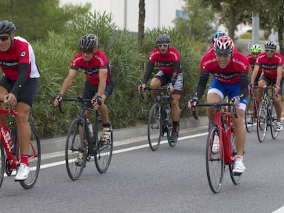 Indurain entren&aacute;ndose en Collserola.