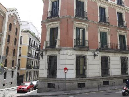 Fachada del Colegio de Economistas de Madrid.