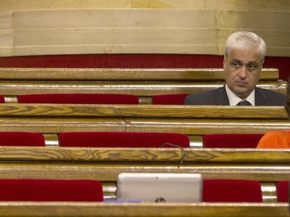 Germà Gordó, al seu nou escó al Parlament després de deixar Junts pel Sí.