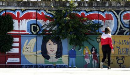 Grafiti contra las agresiones sexuales en Sevilla.