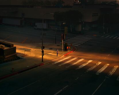 Imagen tomada en Figueroa St. en Los Ángeles, Estados Unidos, 2016. 