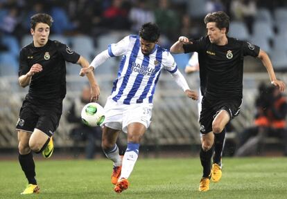 Vela intenta marcharse de Guerao y Sa&uacute;l Garc&iacute;a.