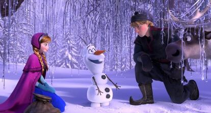 Els personatges Anna, Olaf i Kristoff, de la pel·lícula de Disney 'Frozen'.