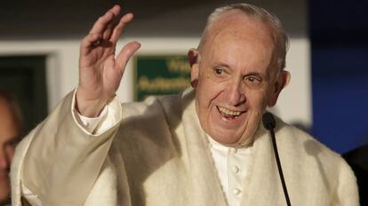 O papa Francisco na chegada à Colômbia