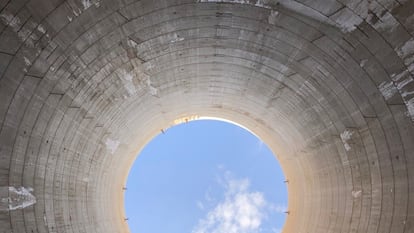 Obras en las salidas de emergencia de la estación de Sants (Barcelona) en una imagen cedida por la empresa.