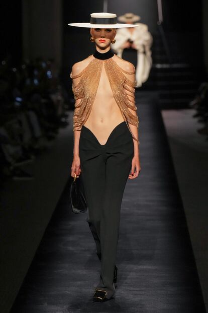 smag-schiaparelli-hc-f22-016