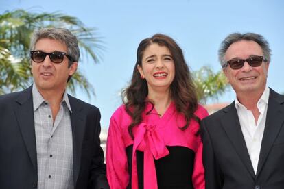 Los actores Ricardo Darín, Érica Rivas and Óscar Martínez, en la presentación en Canes de 'Relatos salvajes'.