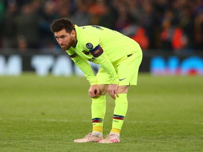 Messi, durante el partido del Barça en Liverpool.