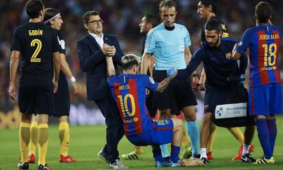 Messi, en el momento de su lesi&oacute;n ante el Atl&eacute;tico.