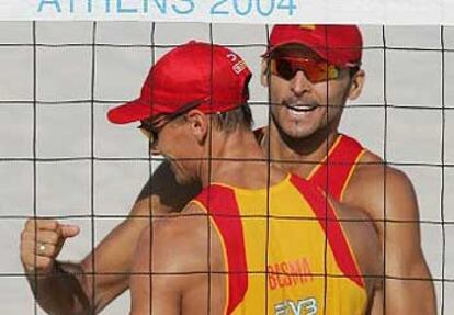 Los españoles Javier Bosma y Pablo Herrera han derrotado en las semifinales a la pareja australiana.