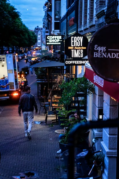 Un 'coffee shop' de Ámsterdam.