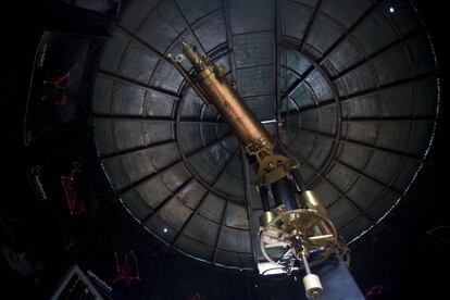 El telescopio Merz, construido en 1875, en el observatorio de Quito. 